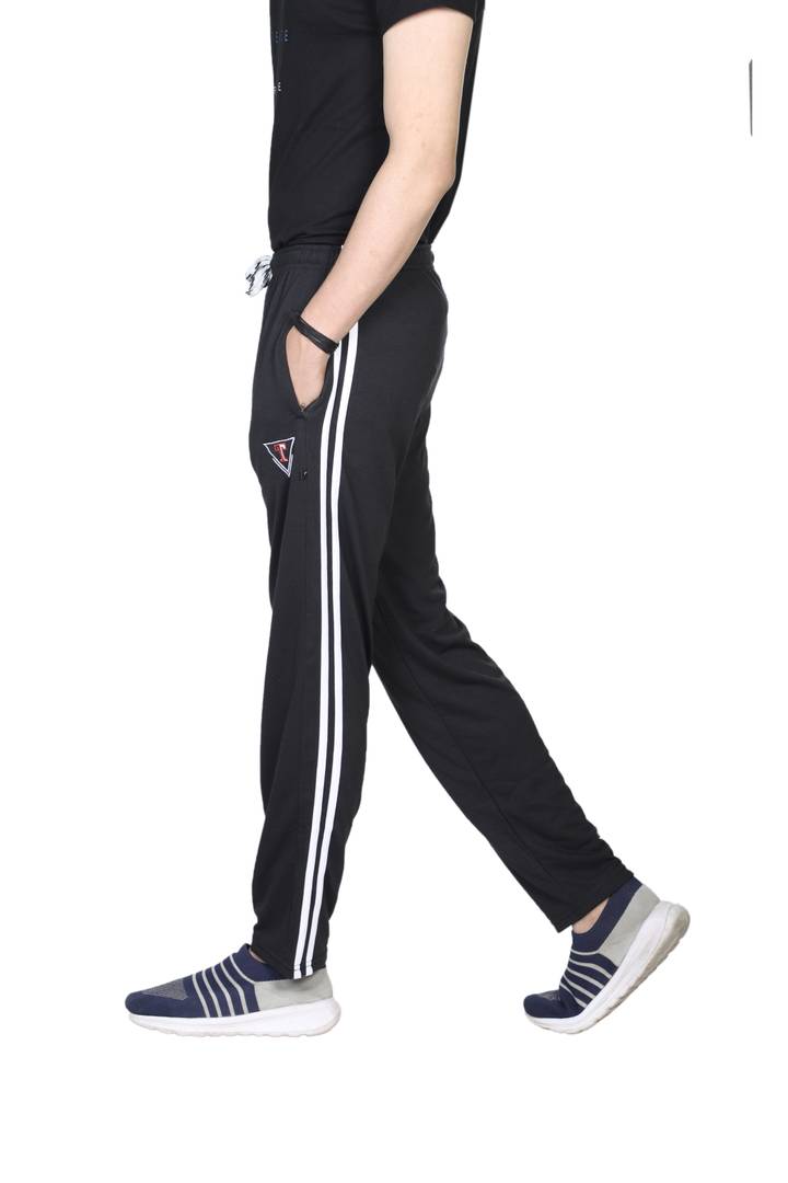 Men Black Cotton Solid Regular Track Pant
